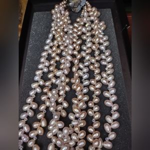 Freshwater irregular pearl necklace